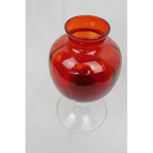 236 - Vintage Large Red Ruby Golf Ball Wine Goblet, 21 cm tall