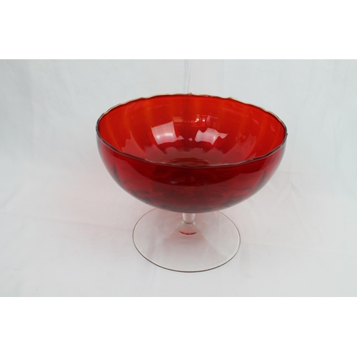 238 - Large Ruby Red Glass Bowl, 21.5 cm in diameter