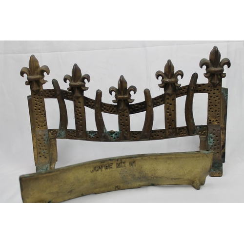 244 - Vintage Victorian Fire Fender , 41 x 24 cm