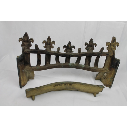 244 - Vintage Victorian Fire Fender , 41 x 24 cm