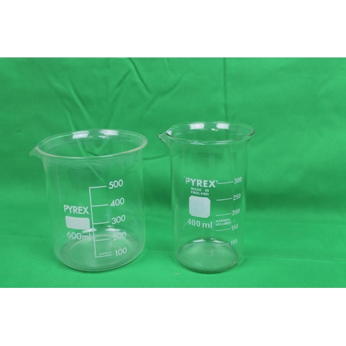 261 - Pyrex Graduated Low Form Griffin Measuring Beakers