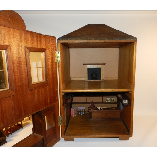 284 - J. Kite Toyman Vintage Wooden Doll House, Solid and Quality Crafted , Mint Condition , 27'' x 16'' x... 