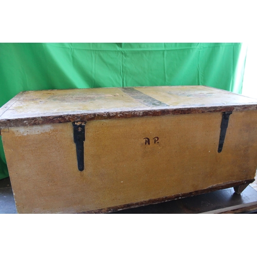 295 - Vintage Large Chest / Trunk with Key, 95 x 46 x 42cm