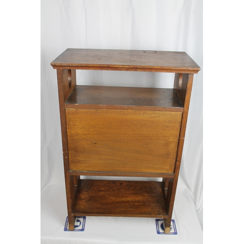 311 - Vintage cca 1900's Oak Arts and Craft Side cabinet , 77 x 49 x 27 cm , Motto Cabinet