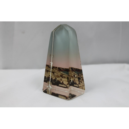 115 - Antique Glass Paperweight, Bermuda Islands , 8.5 cm tall