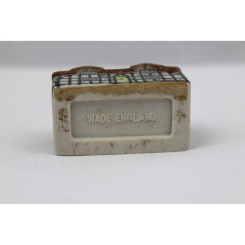 26 - Wade England, Whimsey on The Why , Pump Cottage, 4 x 3 x 2 cm