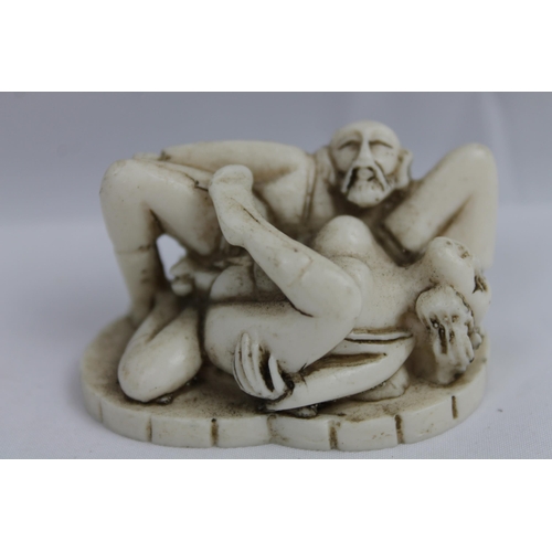 322 - Vintage Japanese Netsuke Figurine Shunga Resin, 7 cm