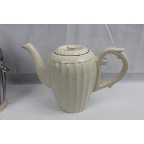 323 - Large Art Deco Tea Pot In Chromed Warmer 20 cm tall