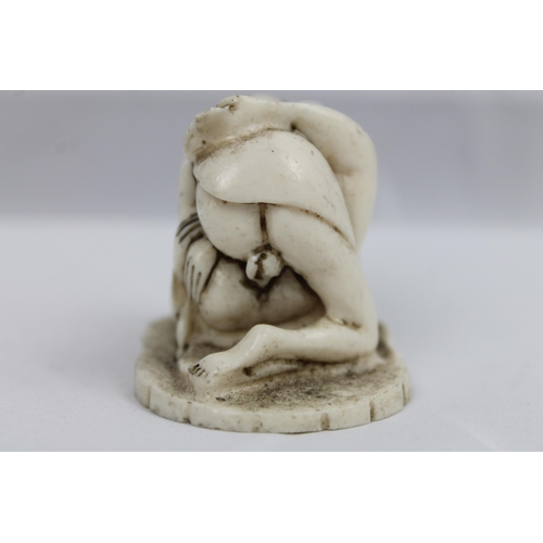 324 - Vintage Japanese Netsuke Figurine Shunga Resin, 7 cm