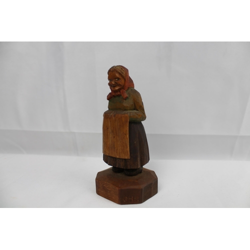 333 - Vintage Hand Carved Wooden Figurine, 12 cm tall