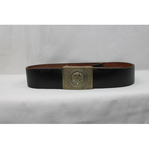 41 - Vintage West German Army Leather Belt , Wermacht Warsaw pact 100.