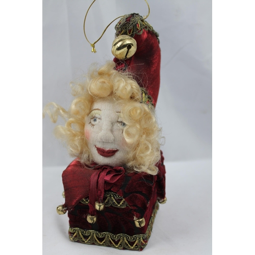 370 - Mark Roberts Flemish Marionette Doll, 21cm tall