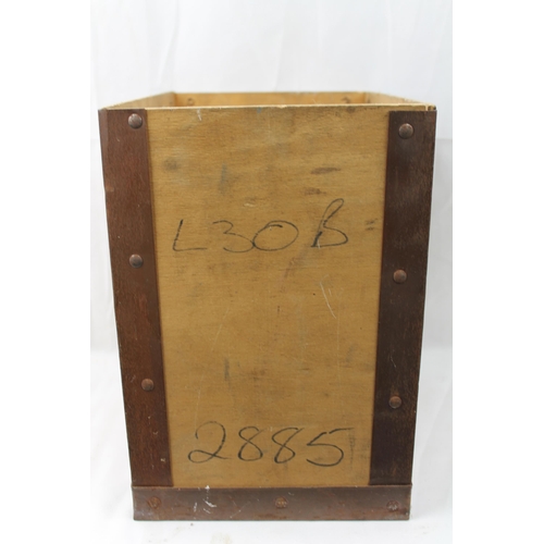 422 - Vintage Rustic Wooden Box, 27 X 28 X 19.5 cm