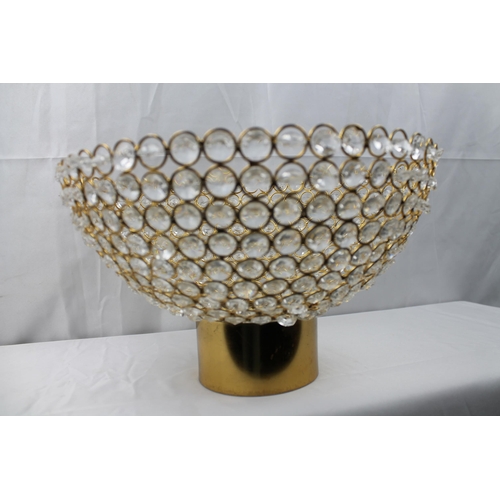 431 - Large European Luxury Crystal Glass Fruit Bowl, 18 cm tall, 30 cm in diameter