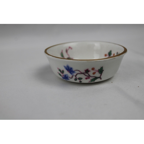 476 - Hammersley Fine Bone China Miniature Bowl, 6.3 cm in diameter