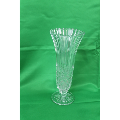 31 - Large Crystal Vase, 23,5 cm tall