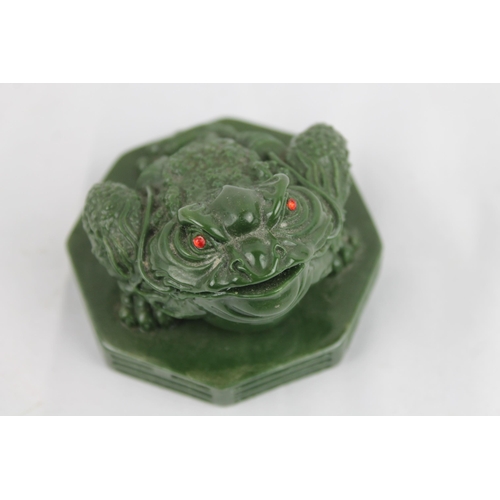 12 - Money Frog
Great Three-Legged Chinese Feng Shui Lucky Frog 7.5 x 55cm