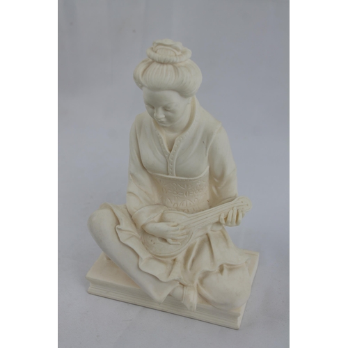 16 - A Giannelli
Alabaster Resin Sculpture Asian Woman Playing Instrument 17cm height