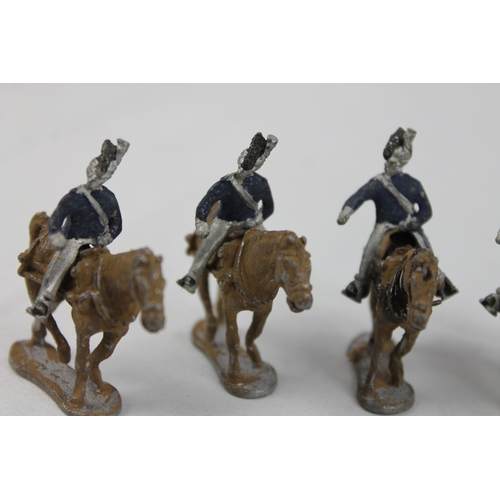 32 - Britains Pre-War Cast Toy Soldiers