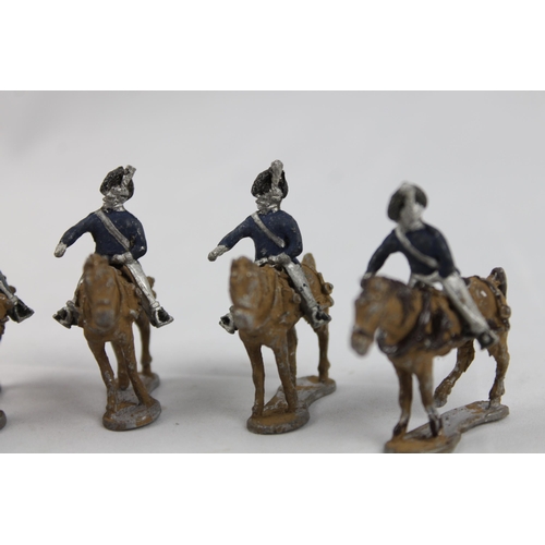 32 - Britains Pre-War Cast Toy Soldiers