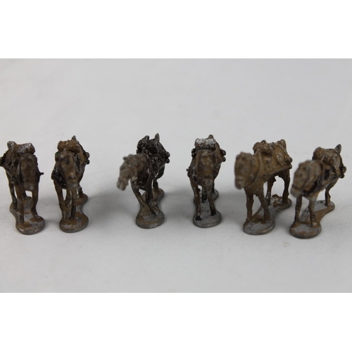 32 - Britains Pre-War Cast Toy Soldiers