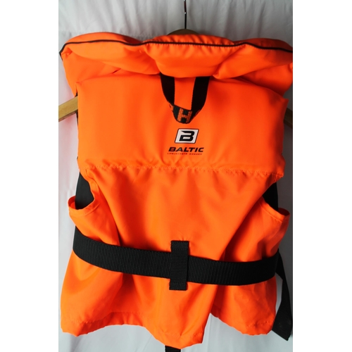 101 - Child Live Jacket up to 30Kg