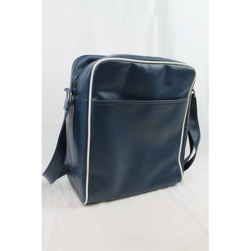 91 - Vintage Retro Genuine British airways Bag , 30 x 35cm