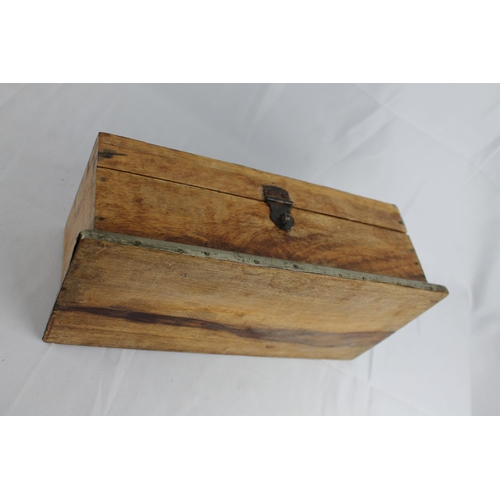 116 - Vintage Hand Carved Solid Wooden Tissue Box Holder