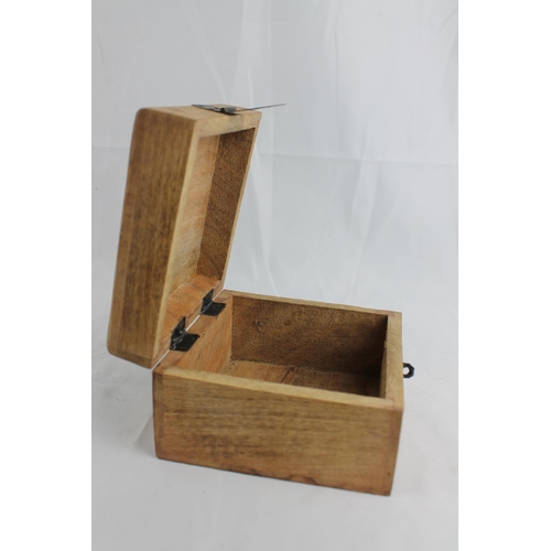 117 - Rustic Wooden Box