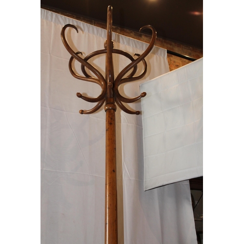 111 - Vintage Cloth and Hat Hanger