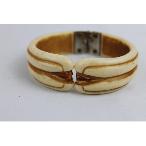 136 - Vintage Bangle Slash Bracelet with Traces of an old Colour Settings