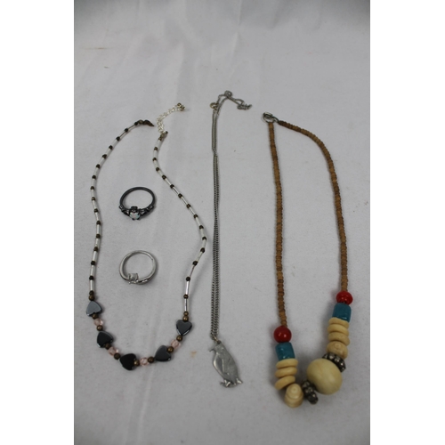 206 - Costume Jewelry, Job Lot