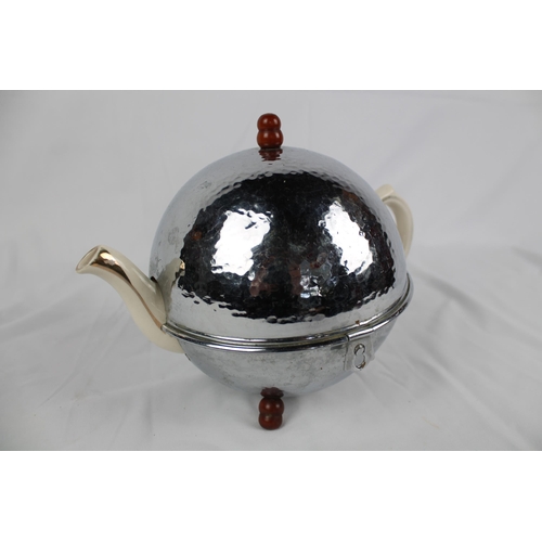 311 - Vintage 50's Insulated Teapot , Art Deco, Chrome , 22cm