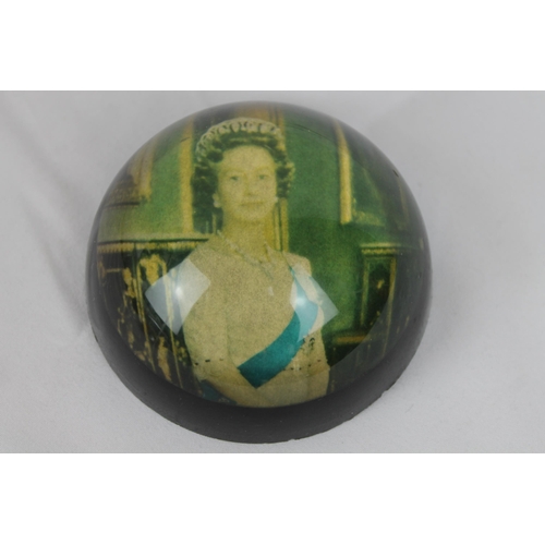 357 - Vintage Paperweight, Queen Elizabeth II.