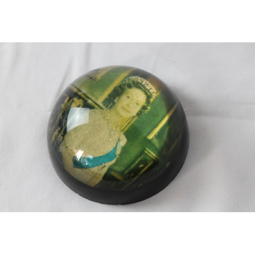 357 - Vintage Paperweight, Queen Elizabeth II.