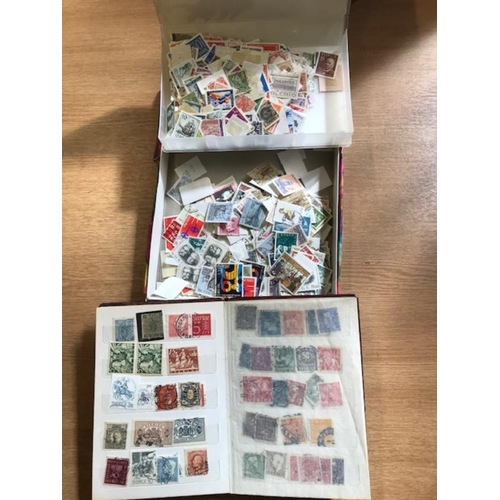 30 - Collections & Mixed Lots - Scandinavia excellent lot with some um on cards and on stock-book pages, ... 