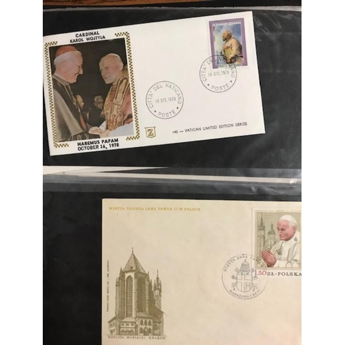 78 - Thematics - Popes incl John Paul II incl covers, postcards, etc.  (dozens)  (A)