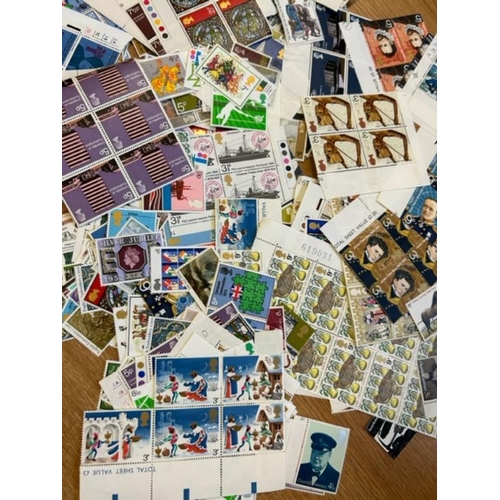 603 - GB Collections & Mixed Lots - Postage lot, mainly lower values, face £100 approx.  (100s)  (E)