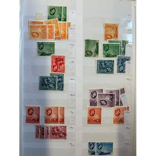 39 - Mixed lots Seychelles & Turks all periods in s/bk (100s) (A)