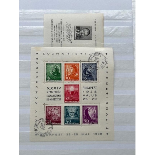 52 - Collections & Mixed Lots - Large box of oddments for sorting. (1000s) (B)