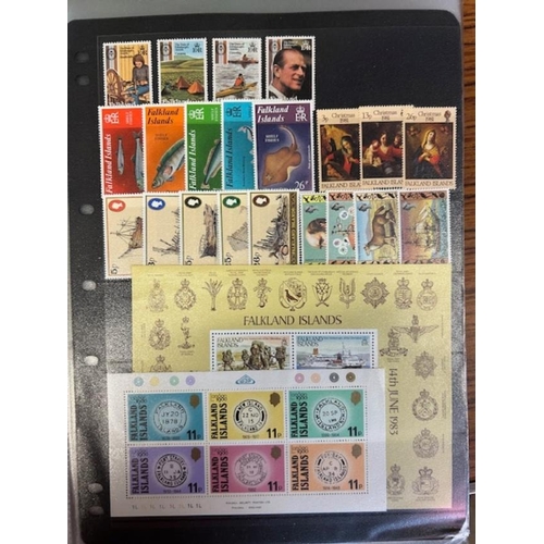 58 - Mixed lots u/m QE Commonwealth on Hagner pages noted Ascension, Falklands, West Indies etc (many 100... 