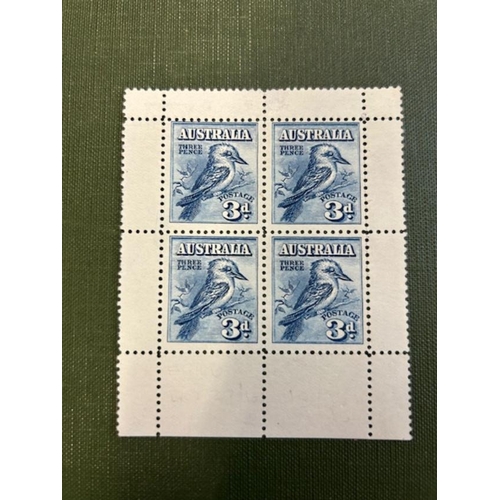 142 - Australia 1928 3d sheet SG MS 106A, fine mint. (1 item) (S)