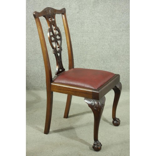 462 - A set of five Chippendale style mahogany dining chairs including one carver and four side chairs, th... 
