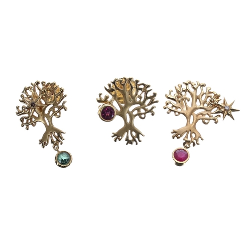 100 - Árvore (Russia) pair of 18k gem set 'Tree of Life' design earrings with matching pendant, 7.8gm (2) ... 