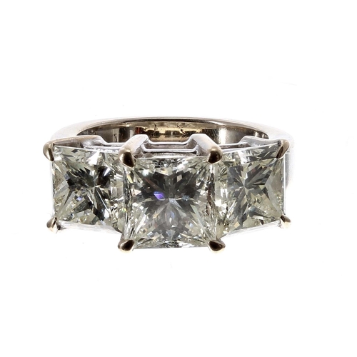 66 - Fine and impressive 18ct white gold princes-cut three stone diamond ring, 2.94ct , 3.24ct, 2.93ct ap... 