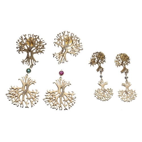 97 - Árvore (Russia) - two pairs of 18k diamond set drop 'Tree of Life' design earrings, 27gm (one drop d... 