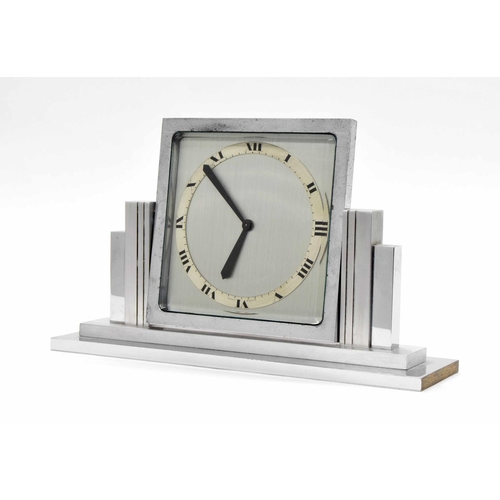 2514 - Art Deco small eight day chrome cased swivel mantel clock, 4.5