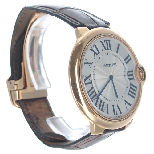 28 - Cartier Ballon Bleu Mecanique 18k gentleman's wristwatch, ref. 3376, no. 796xxxx, silvered dial, blu... 