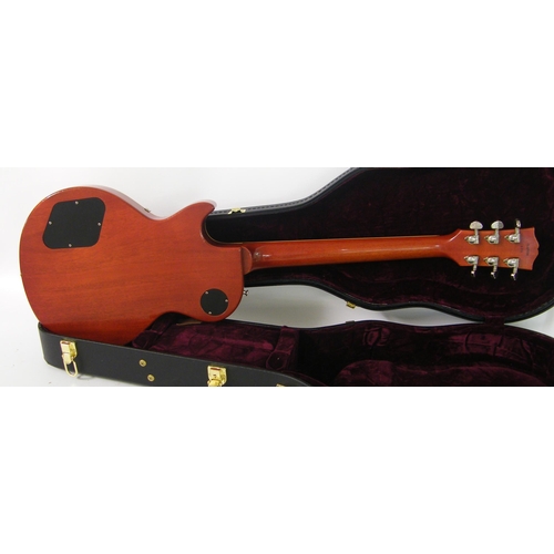 99 - Gibson Custom Eric Clapton 1960 Les Paul Tom Murphy Aged electric guitar, no. Clapton 071, 1/95 hand... 