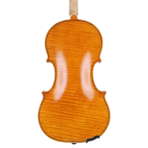 2440 - Good modern Czechoslovakian violin by and labelled Karel Vavra, fecit Pragae Anno 1963, Op 220, also... 